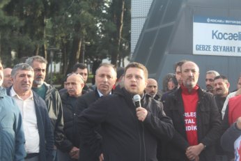 Ülkeyi holdinglere teslim etmeyeceğiz