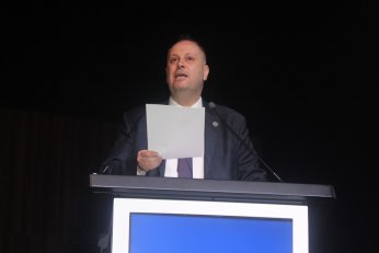 Onu Sirmen yaptı. Bunu Sirmen  yaptı. İyi de Hürriyet ne yaptı?