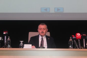 Onu Sirmen yaptı. Bunu Sirmen  yaptı. İyi de Hürriyet ne yaptı?