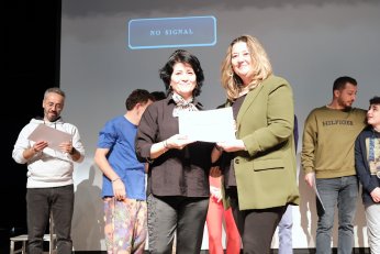 Değiştirmeye değil anlamaya odaklanmalı