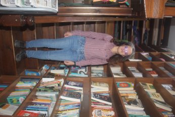 Alay etmek ve dışlamak da akran zorbalığı