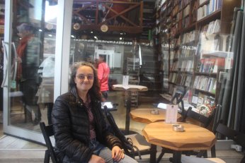 Alay etmek ve dışlamak da akran zorbalığı