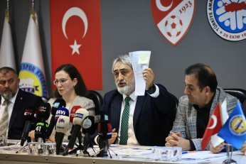 Alaettin Kurt yeniden suni çime dönüşmeli 