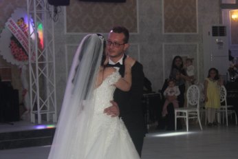 Neslihan ile Dolunay Çekmece’de imzalayacak