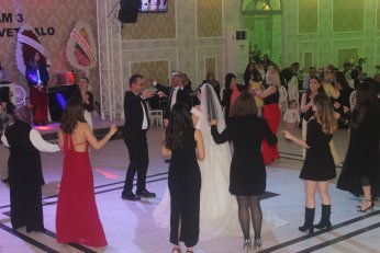 Neslihan ile Dolunay Çekmece’de imzalayacak