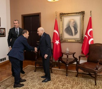 MHP'de Darıca’ya Fikret Ağbaba, Çayırova’ya Giray Laçin atandı