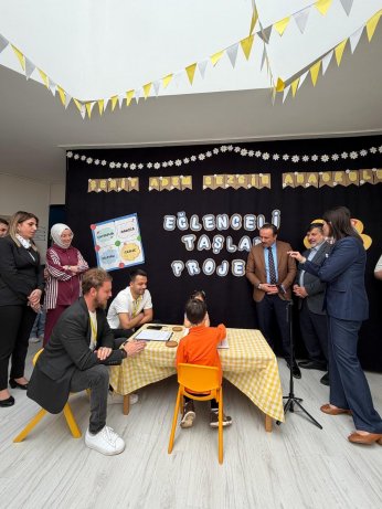 48 okuldan “zeka küpleri” üç taş'ta yarıştı