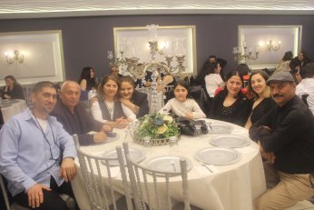 Dünya evine kınayı soğutmadan girdiler 