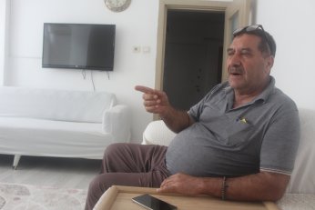 İstese bir günde bitirirdi!