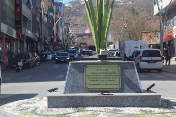 Kadın emeği pazarı yok ama halk eğitim var