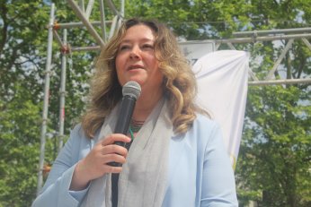 Ön yargıları sevgiyle yıkıyorlar 