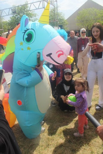Festivalde ders. Derste festival