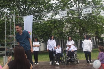 Festivalde ders. Derste festival