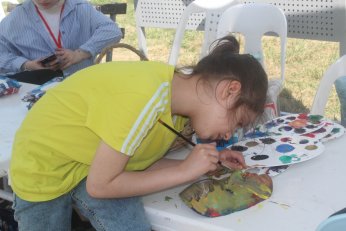 Festivalde ders. Derste festival