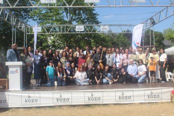 Festivalde ders. Derste festival