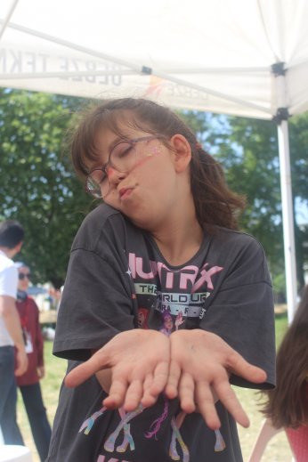 Festivalde ders. Derste festival