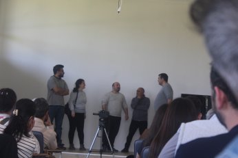 Sanatın diliyle üretmek slogan atmak gibidir
