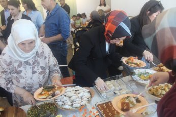 Diyetisyen Yılmaz diyet bozdurup ölçü aldırdı