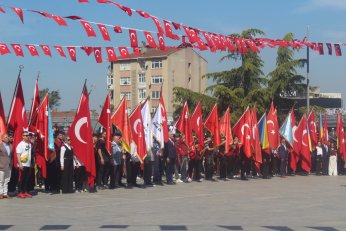 Görevimiz 19 Mayıs ruhuyla geleceğe taşımak