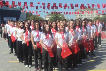 Görevimiz 19 Mayıs ruhuyla geleceğe taşımak