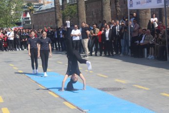 Görevimiz 19 Mayıs ruhuyla geleceğe taşımak