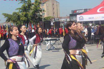 Görevimiz 19 Mayıs ruhuyla geleceğe taşımak