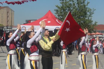 Görevimiz 19 Mayıs ruhuyla geleceğe taşımak