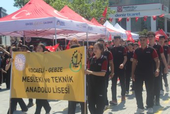 Görevimiz 19 Mayıs ruhuyla geleceğe taşımak