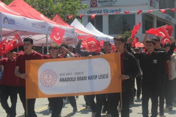 Görevimiz 19 Mayıs ruhuyla geleceğe taşımak