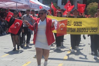 Görevimiz 19 Mayıs ruhuyla geleceğe taşımak