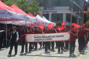 Görevimiz 19 Mayıs ruhuyla geleceğe taşımak