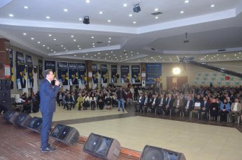 Hayırda yarışıyorsak cenazede  neden kutuplaşıyoruz?