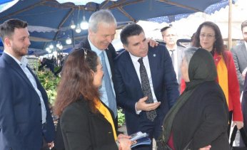 Hayırda yarışıyorsak cenazede  neden kutuplaşıyoruz?