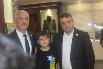 Yarıştık. Kazandık. O zaman hakkını vermeli