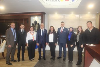 Yarıştık. Kazandık. O zaman hakkını vermeli