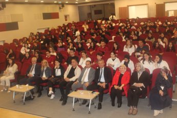 Darbe ve krizlere karşı düşünen toplum