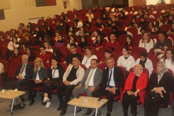 Darbe ve krizlere karşı düşünen toplum