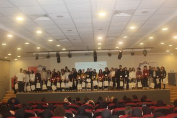 Darbe ve krizlere karşı düşünen toplum