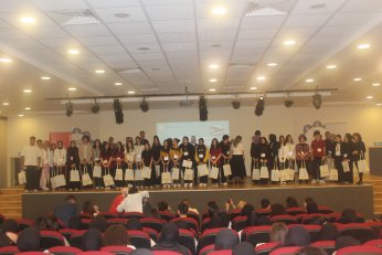 Darbe ve krizlere karşı düşünen toplum