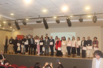 Darbe ve krizlere karşı düşünen toplum