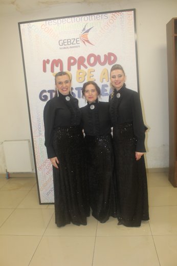Beşinci konserde Zeki Müren’i yâd ettiler
