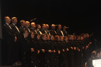 Beşinci konserde Zeki Müren’i yâd ettiler