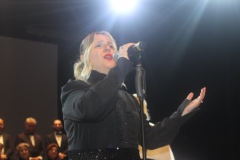 Beşinci konserde Zeki Müren’i yâd ettiler