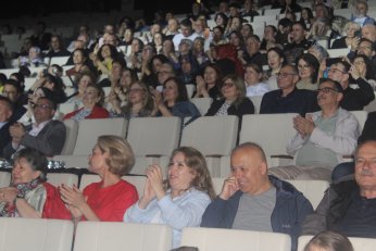Beşinci konserde Zeki Müren’i yâd ettiler