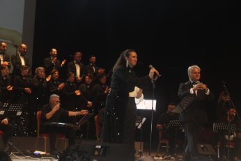 Beşinci konserde Zeki Müren’i yâd ettiler