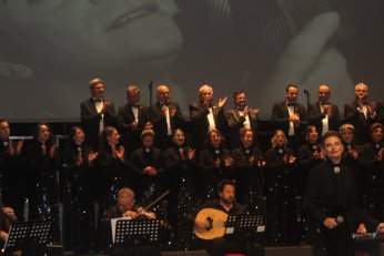 Beşinci konserde Zeki Müren’i yâd ettiler