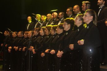 Beşinci konserde Zeki Müren’i yâd ettiler