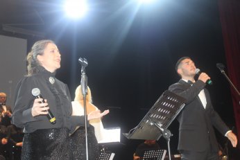 Beşinci konserde Zeki Müren’i yâd ettiler