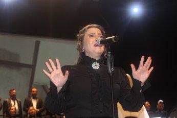 Beşinci konserde Zeki Müren’i yâd ettiler
