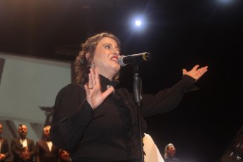 Beşinci konserde Zeki Müren’i yâd ettiler